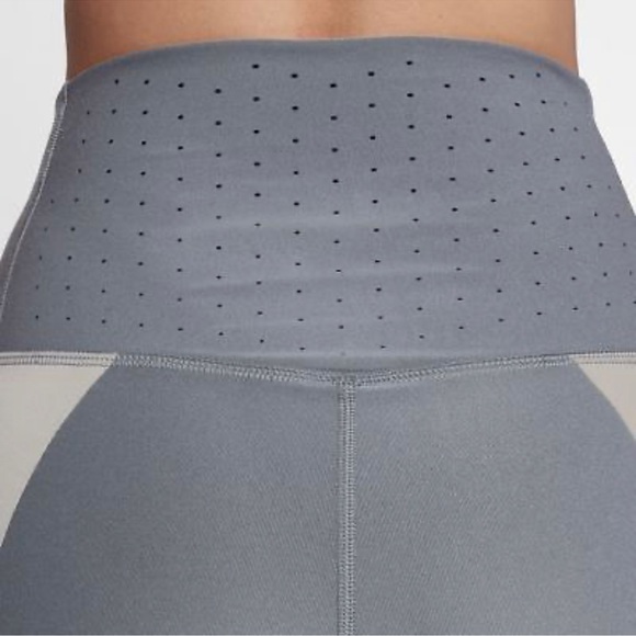 Nike Womens Training Tights - size S - Picture 3 of 4